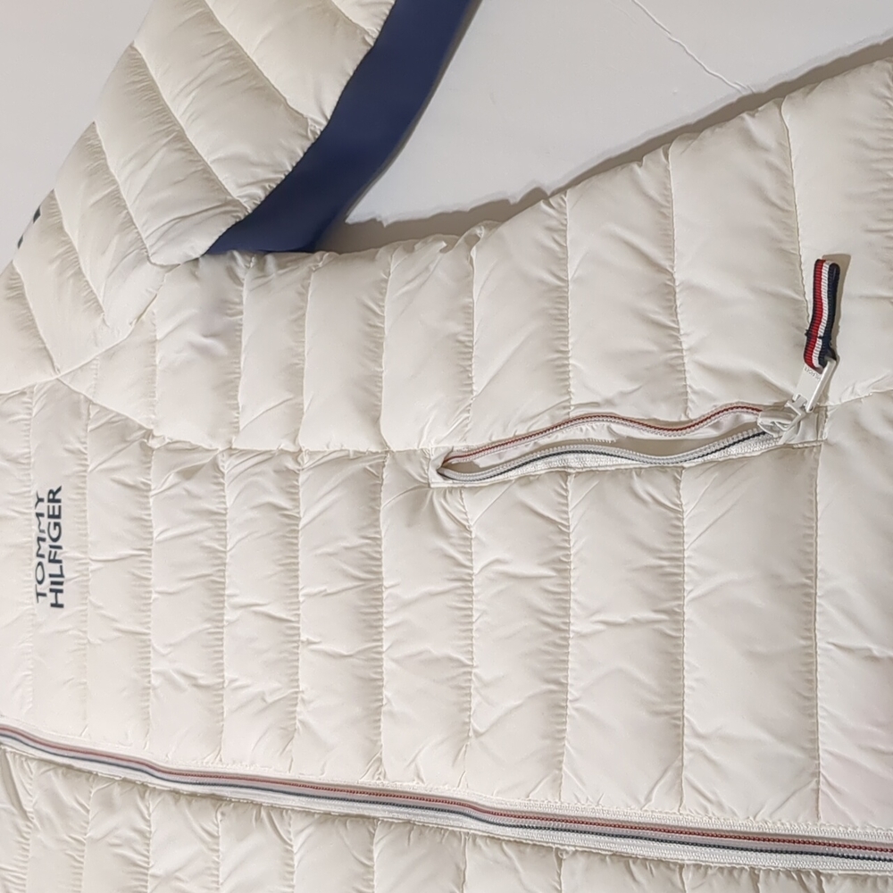 Tommy Hilfiger, packable lightweight hooded puffer jacket women M - Picture 7 of 14